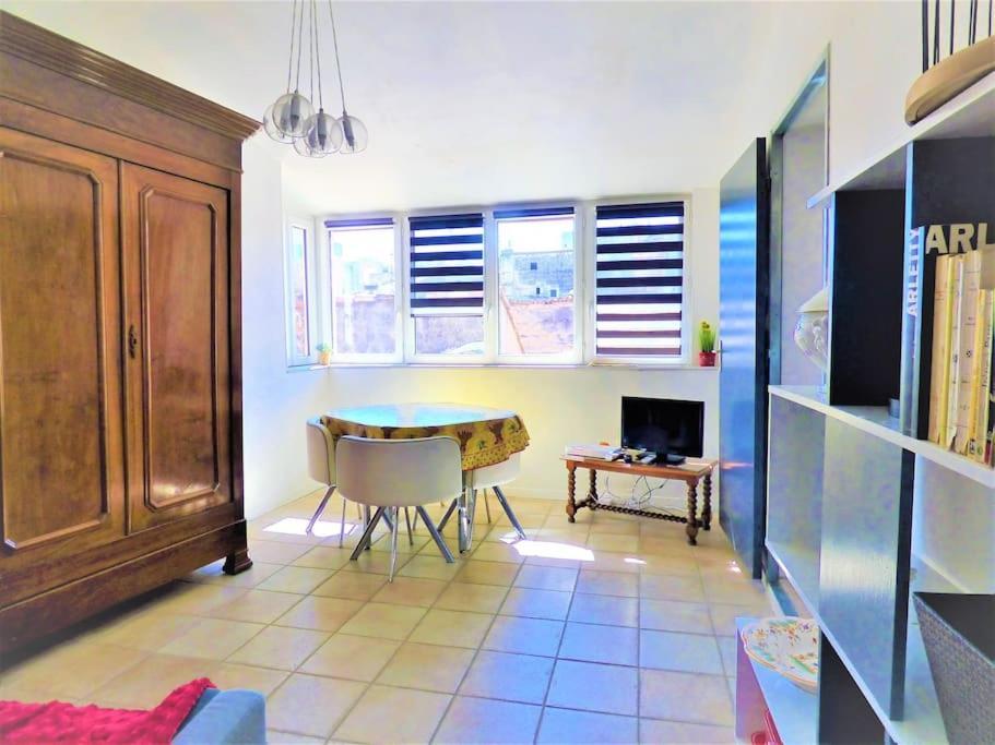 La Terrasse Ensoleillee Arles Camargue Apartment Bagian luar foto