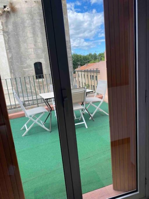 La Terrasse Ensoleillee Arles Camargue Apartment Bagian luar foto
