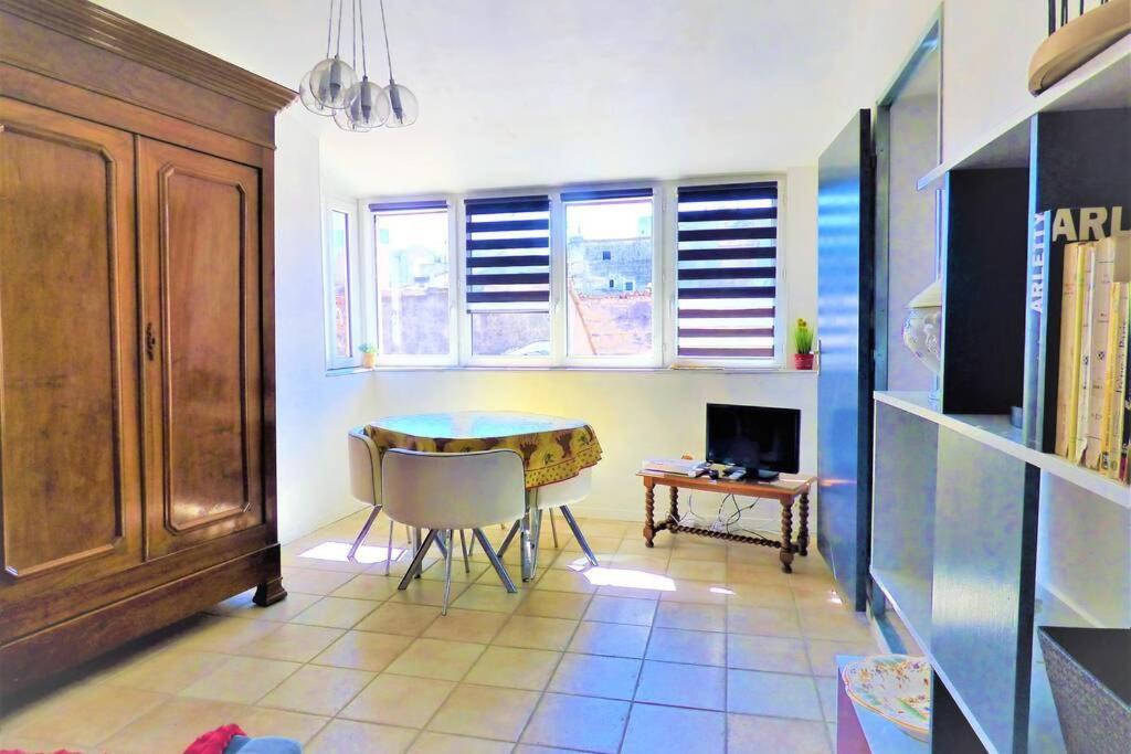 La Terrasse Ensoleillee Arles Camargue Apartment Bagian luar foto